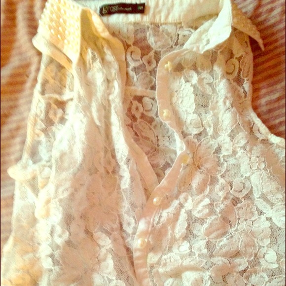 Pearl collared button up - Picture 1 of 2