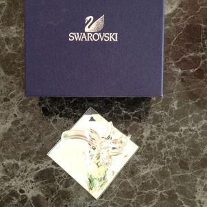 Swarovski flower crystal! 💐🌺💎