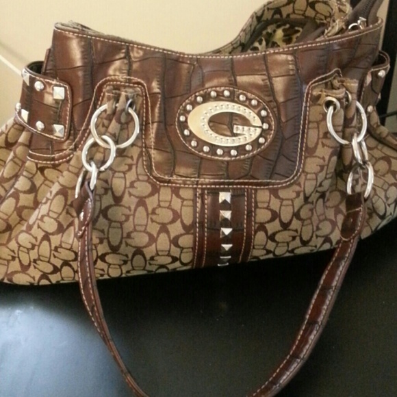 Brown and beige Purse