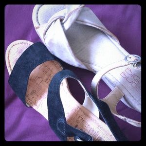 Bundle for @jesifour