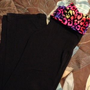 Victorias Secret bright leopard lace yogas