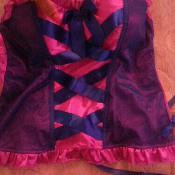 Top - Picture 3 of 3