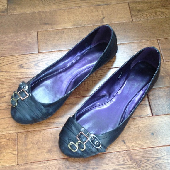 Reserved!  Aldo Buckle Flats