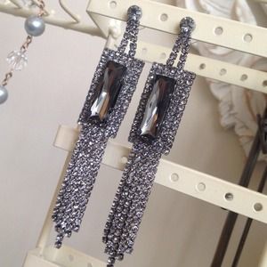 Gray crystal rhinestone earrings