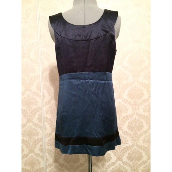 Fun top! - Picture 2 of 2