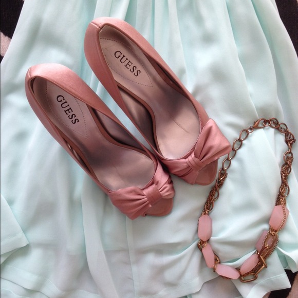 Guess Side Bow Satin Pumps