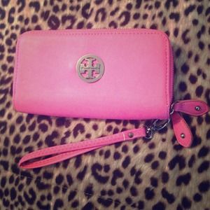 Tory Burch double zip wallet/wristlet