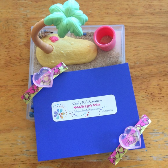 Cute hair clips with ribbon and heart shapes