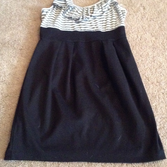 BUNDLED Forever 21 Dress - Picture 3 of 4