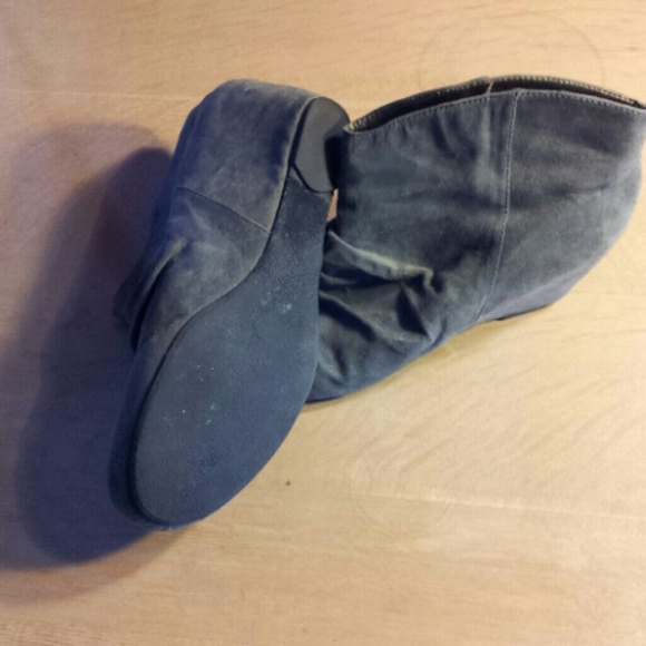 Boots - Picture 2 of 3