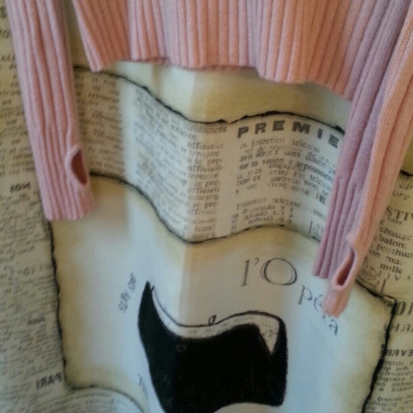 Guess Pink Cashmere Hooded Sweater - Picture 4 of 4