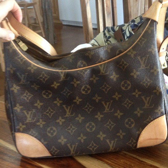 Handbag