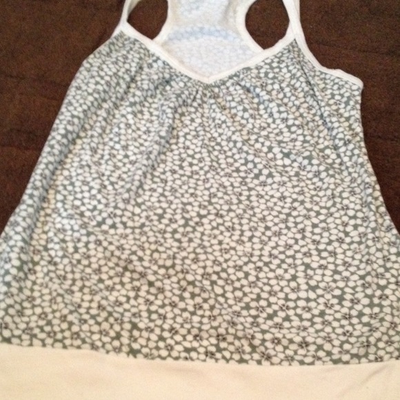 Size large racer back t-shirt. Previously Worn - Picture 1 of 3