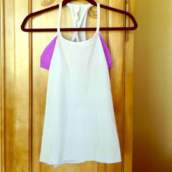 SOLD! NWOT Lululemon tank!