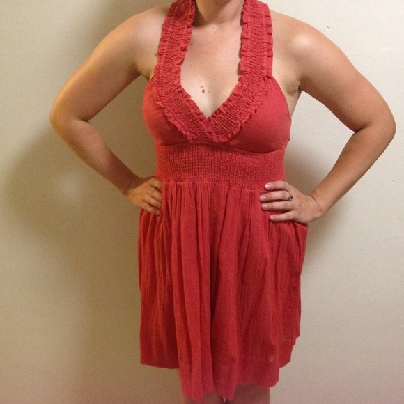 Ruched & Banded Coral BCBG Halter Dress - Picture 3 of 4