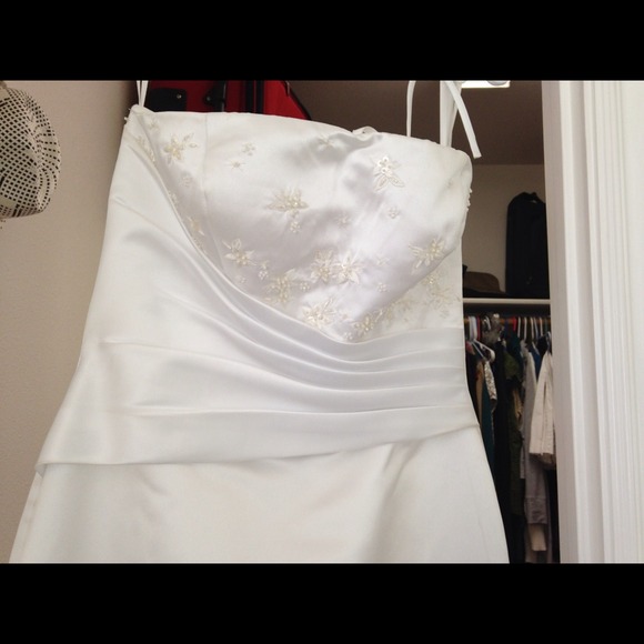 Wedding dress