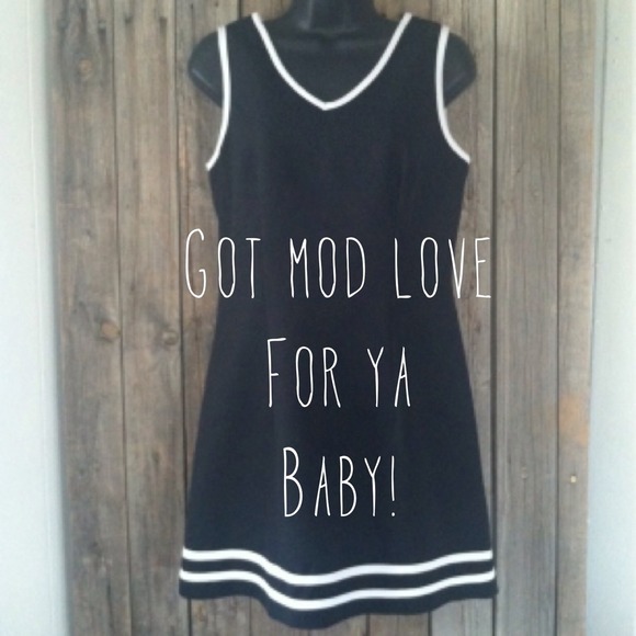 Bl/wh fever! Sheath dress
