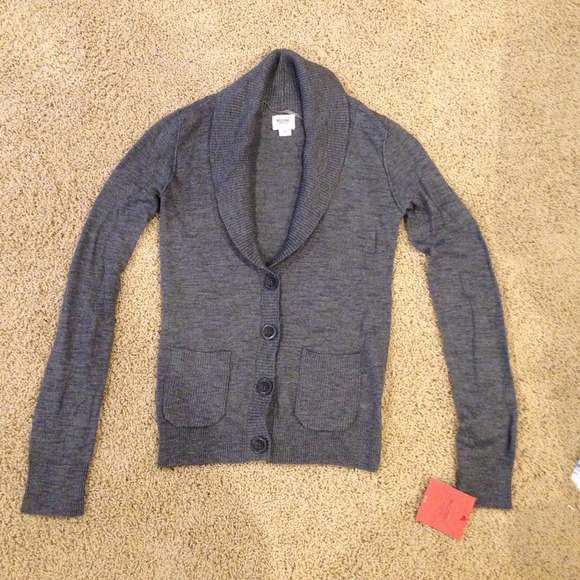 Lightweight grey cardigan