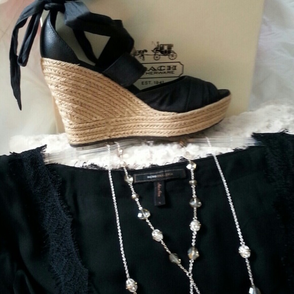 BCBG MAXAZRIA - Picture 3 of 4