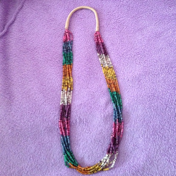 Hand made Native American necklace w 3,000+ beads
