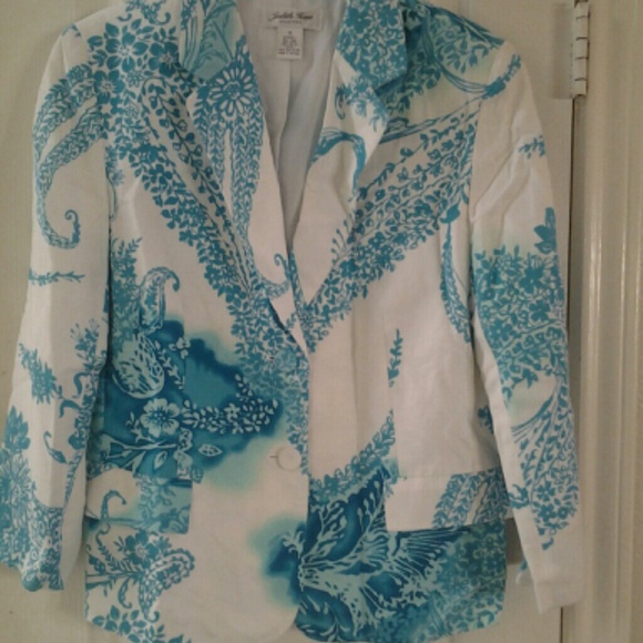 White flowery blazer