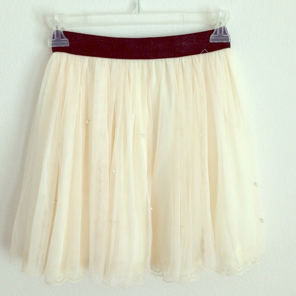 Cute skirt!