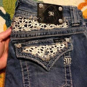 MISS ME capri jeans, Size 31. pearls, rhinestones!