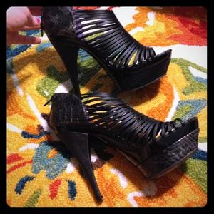 Promise platform heels, Size 8.5!!!  Stappy!!!