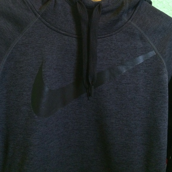 Nike jacket - Picture 2 of 3