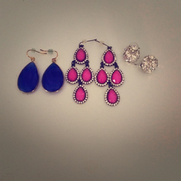 🚫Sold on EBAY🚫 Anthropologie earring bundle!