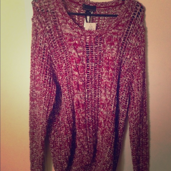 Red and while big hole knitted long sweater!
