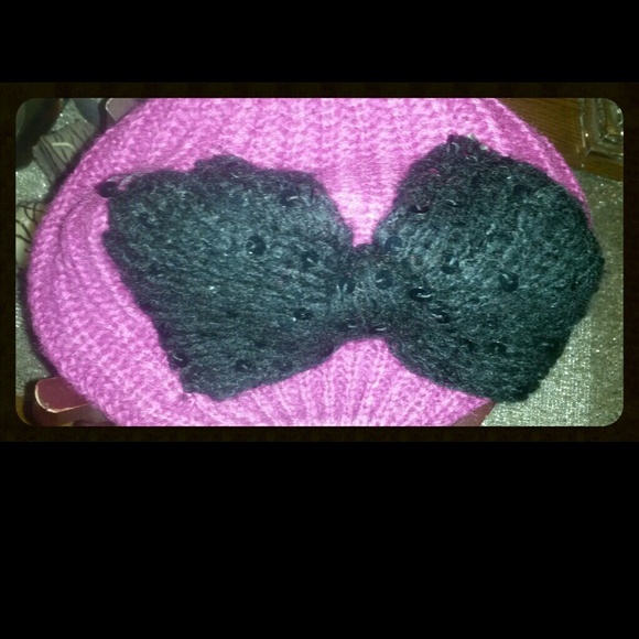 Betsey Johnson Accessories - 🆕 BETSY JOHNSON BOW NANZA BERET RASPBERRY . NWOT