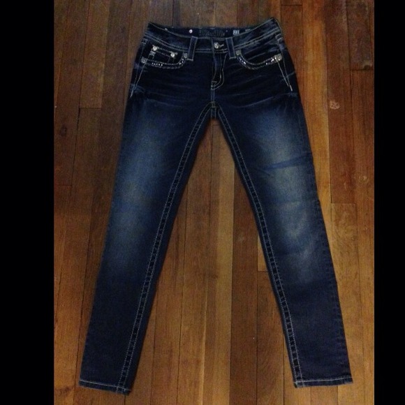 NWOT Size 27 Miss Me jeans Skinny Jeans