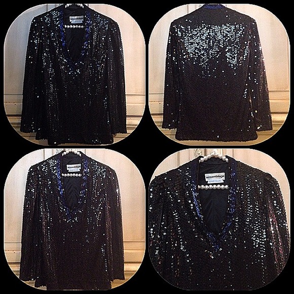 Gorgeous black sequins long sleeve top - Picture 3 of 4