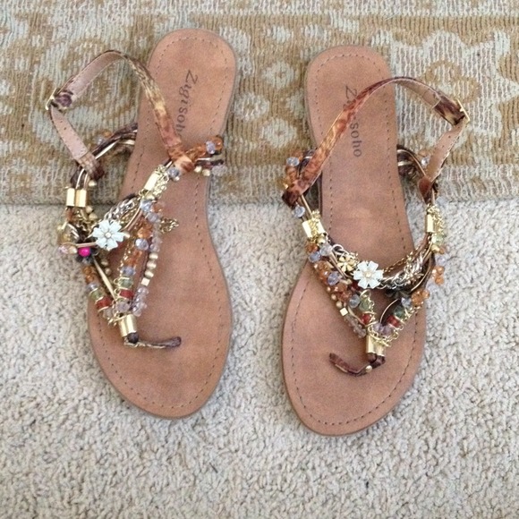 Adorable Sandals ☝️