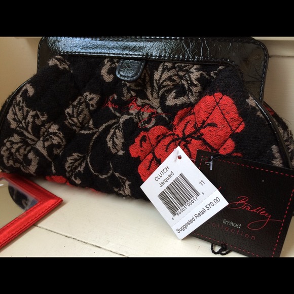 Vera Bradley clutch - Picture 1 of 2