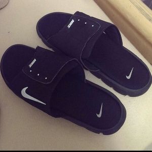 Black NIKE sandals