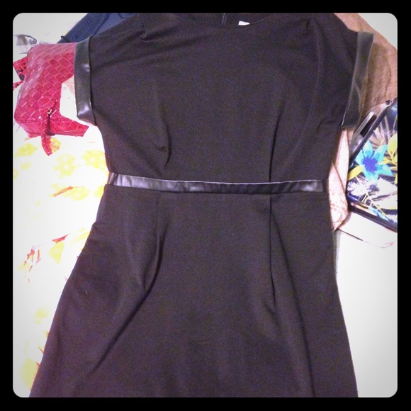 Danny & Nicole mini dress, leather, pleather edge!