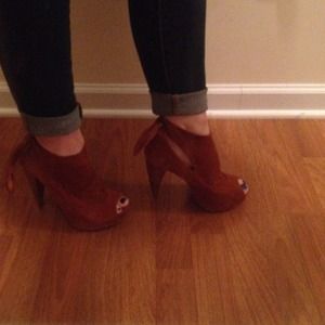 Baker bandit heels!