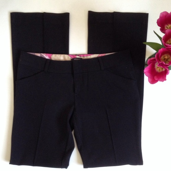 Guess slim leg, low-rise pants (32" inseam) - Picture 2 of 4