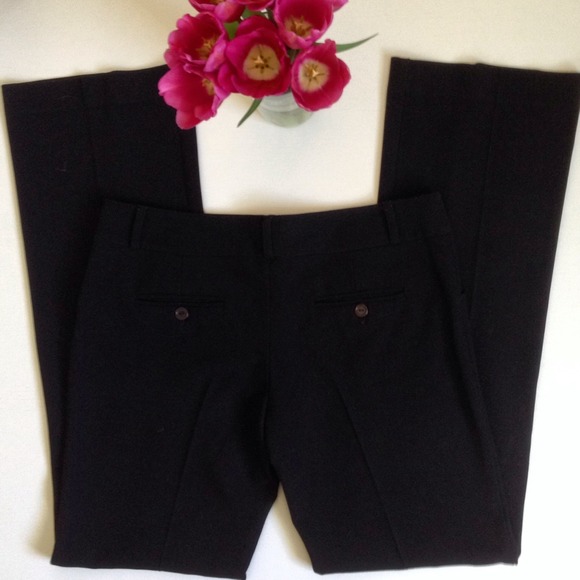 Guess slim leg, low-rise pants (32" inseam) - Picture 4 of 4