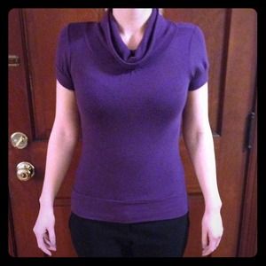 Short sleeved sweater