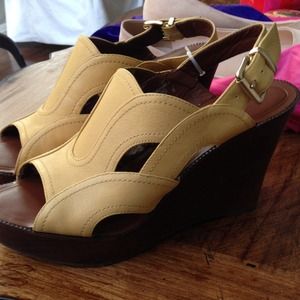 hive & honey shoes 8 1/2