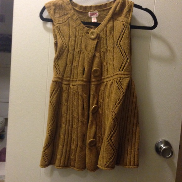 Retro sweater vest