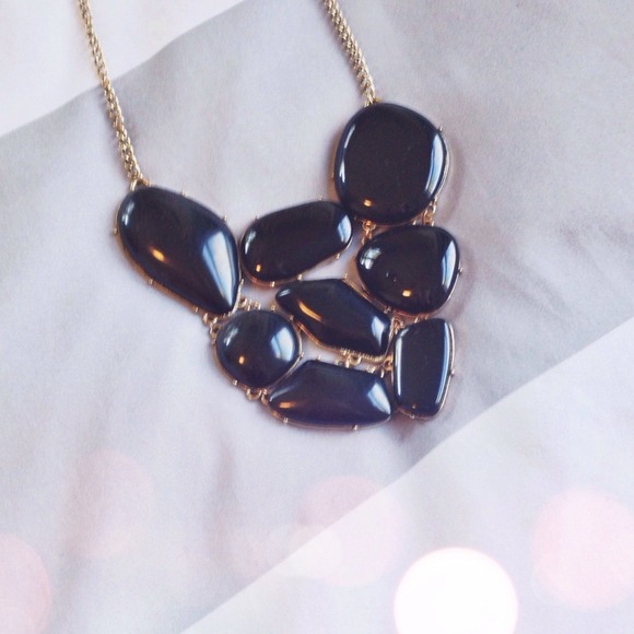 🚫BUNDLED🚫 Black statement necklace