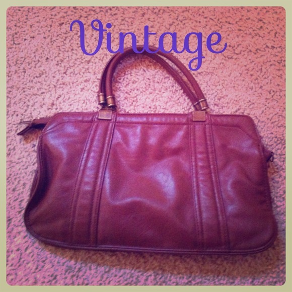 Like New! Elegant Vintage purse!!!