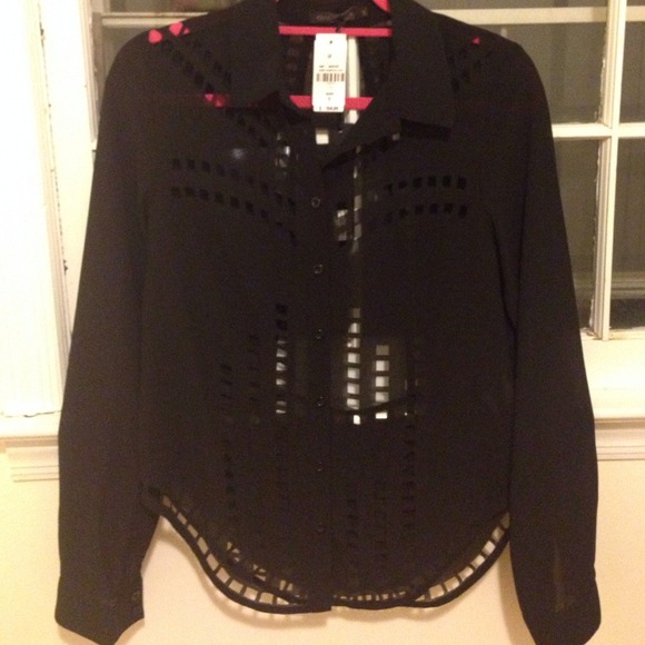 LF laser cut top never worn! With tags