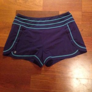 🚫RESERVED FOR BCH 🚫Athleta Stability Run Short