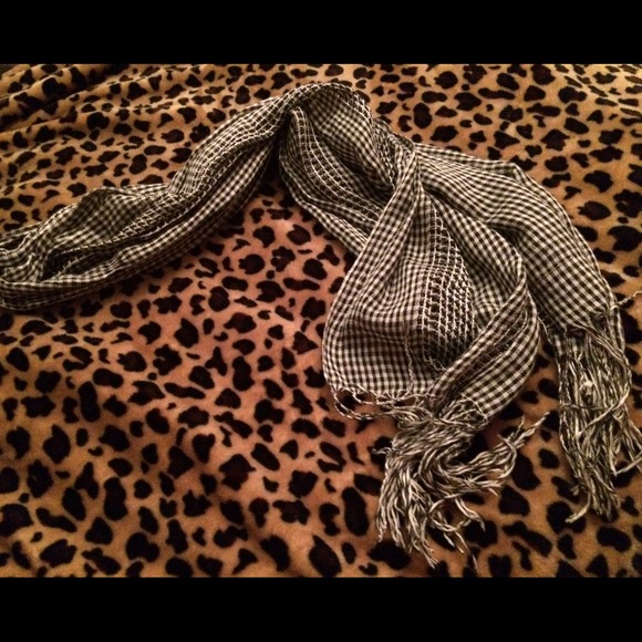 Scarf - Picture 2 of 2