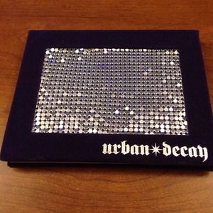 **HOLD*palette, smoky eye bundle, UD powder & case